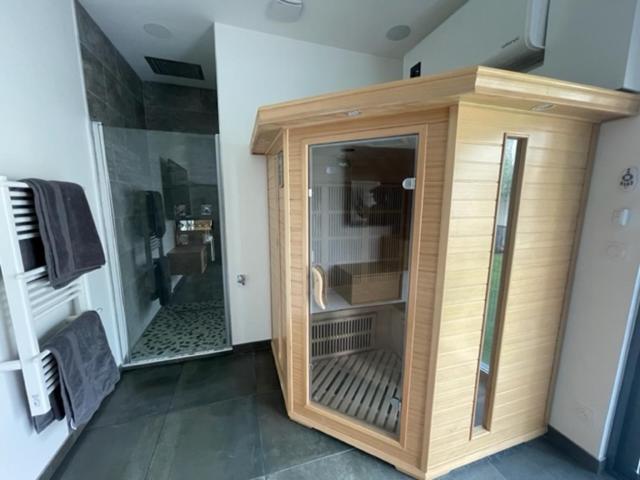 - Le Nuage - Unique, Espace Spa Privatif Et Jardin Avec Plancha Et Salon Privatif, Stationnement Public Gratuit Niort Bagian luar foto
